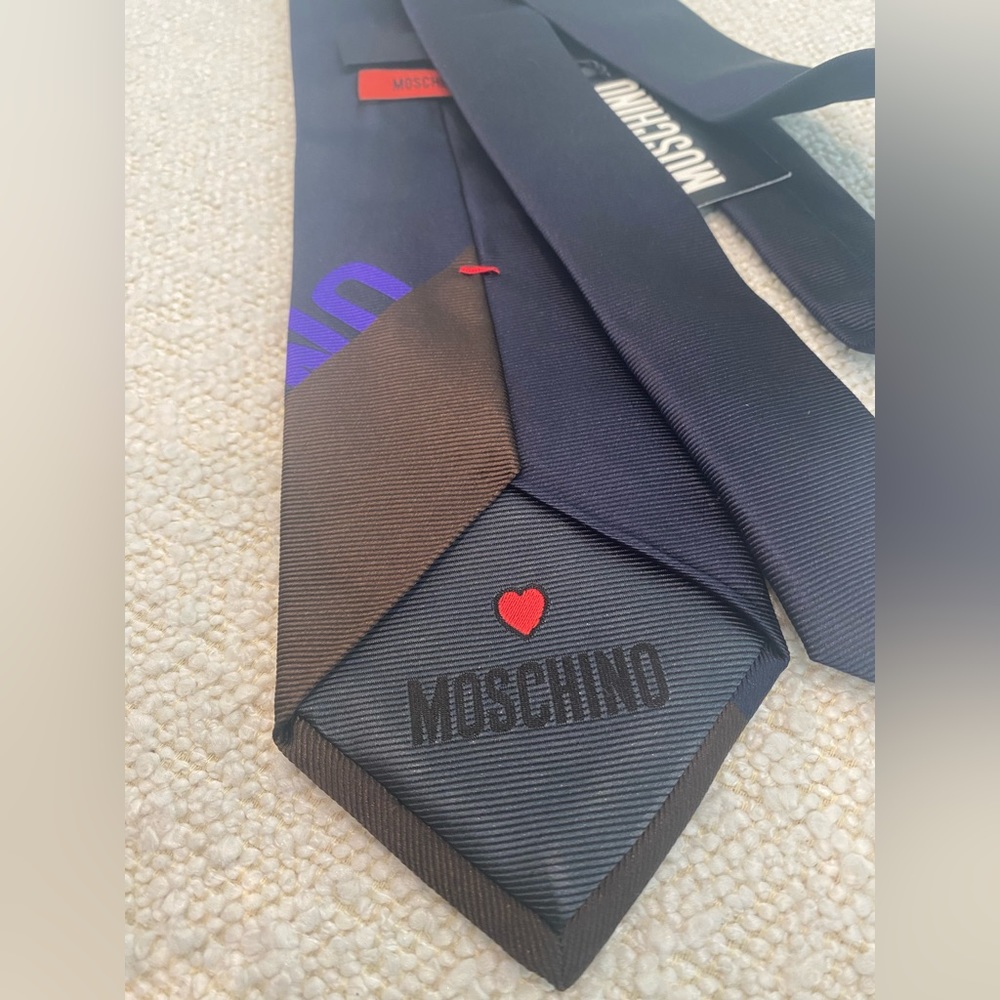 NWT Moschino Tie